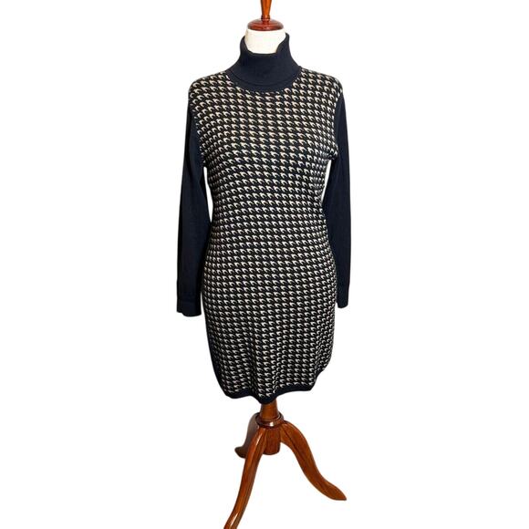 Tommy Hilfiger Dresses & Skirts - Tommy Hilfiger sweater dress black & tan patterned turtleneck long sleeve Sz L